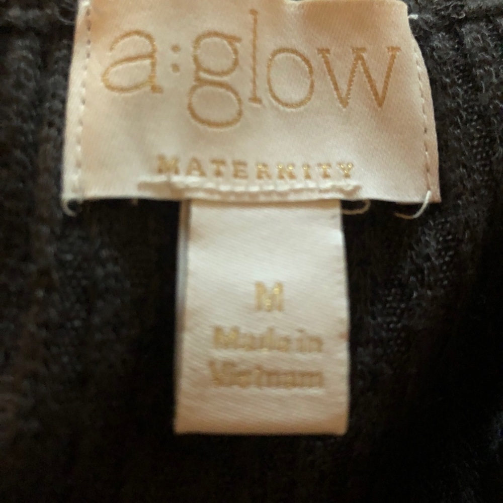 A Glow Maternity Top - Picture 4 of 4